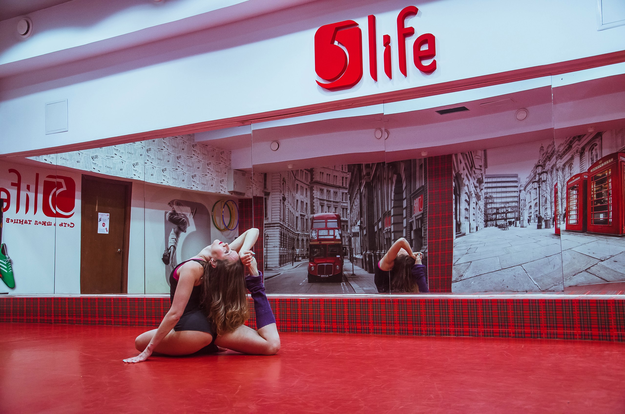 Йога и пилатес с лучшими педагогами в школе 5Life