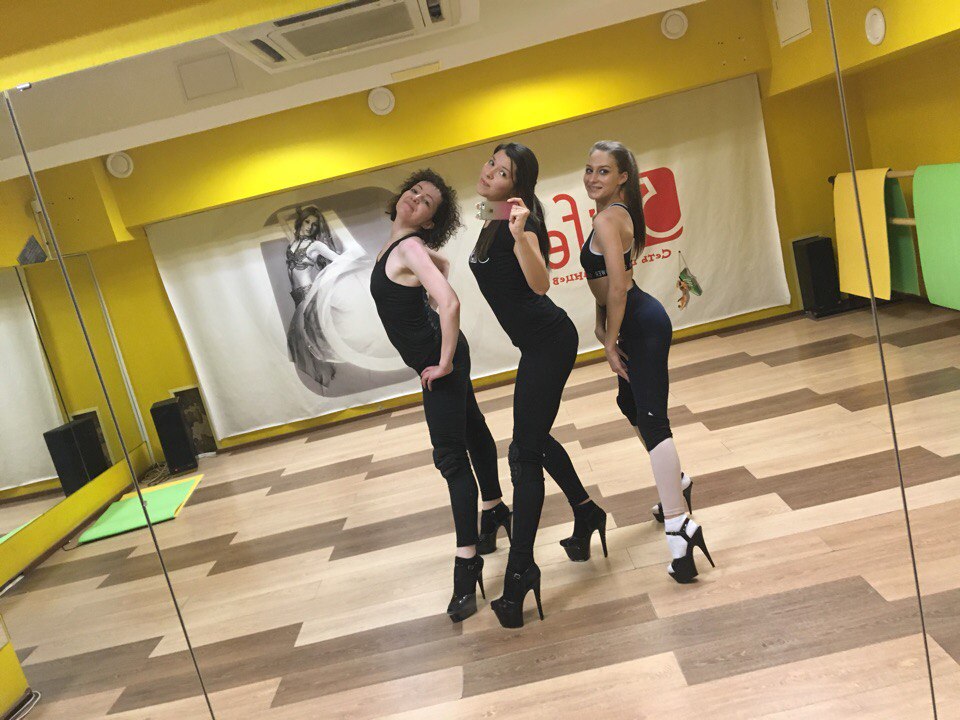 Танцы на каблуках  - High heels для девушек в студии 5Life