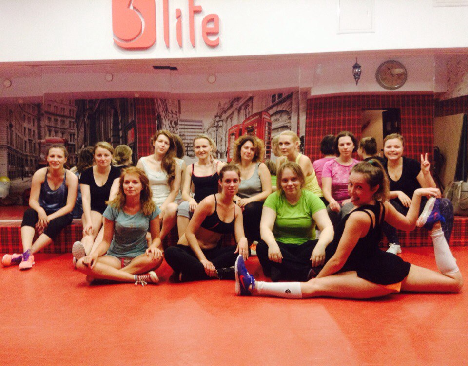 Пилатес в школе 5Life - групповые занятия каждый день