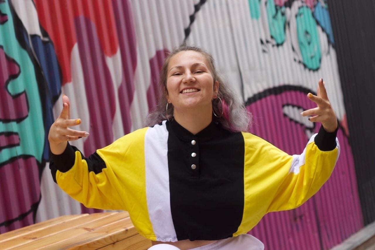 Бесплатные танцы - открытый урок dancehall в школе 5Life